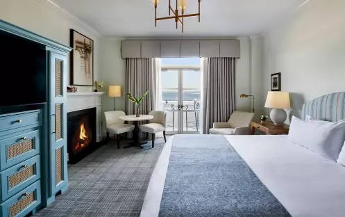 Premium King Balcony (1 King Bed)